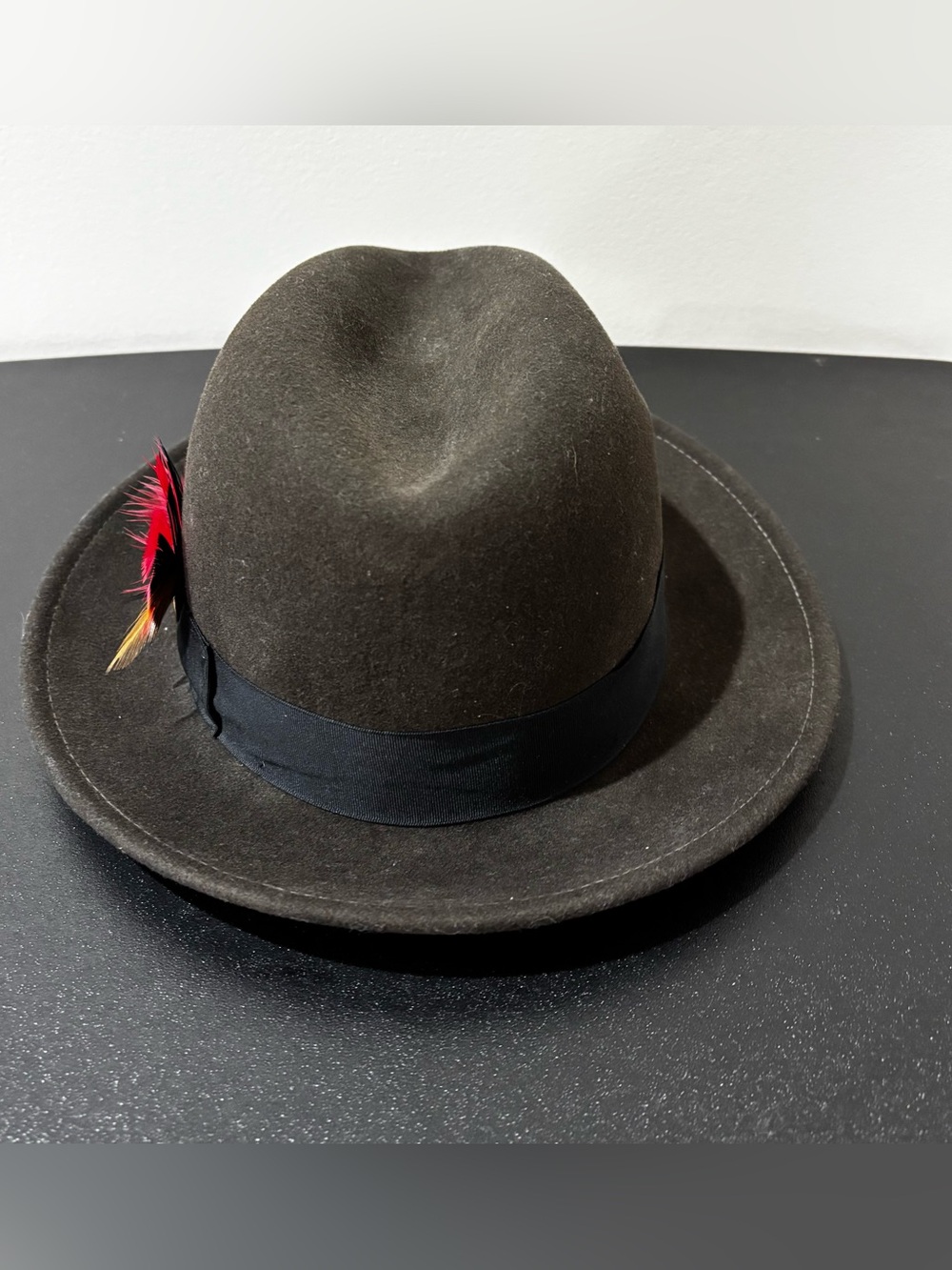 Goorin Brothers 'Dean the Butcher' Fedora Hat 100% Wool Black Feathers Medium M - Picture 4 of 9